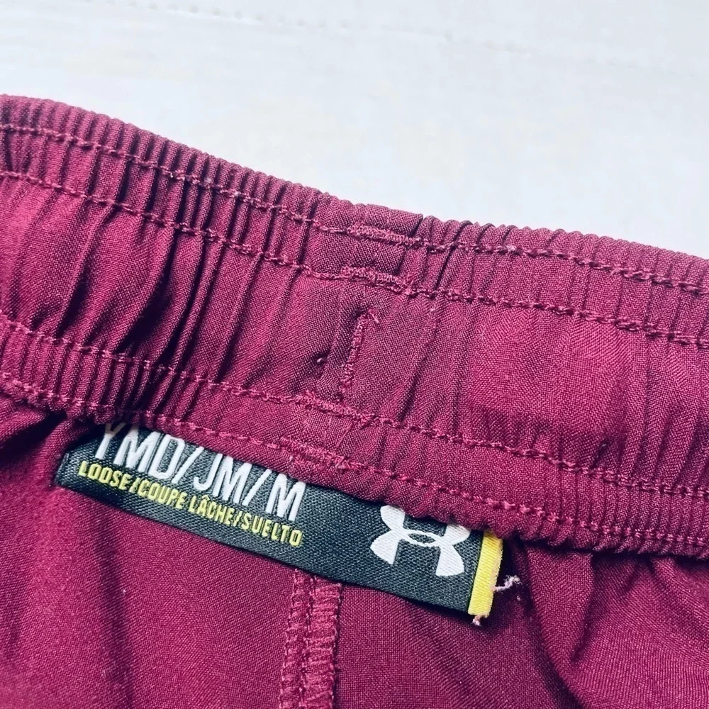 Under Armour Kid’s Burgundy Red Loose Fit Elastic Waist Athletic Shorts Size YMD